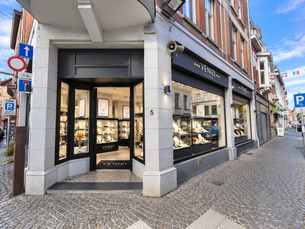 Façade extérieure de la bijouterie Venizi rue de Robiano à Binche