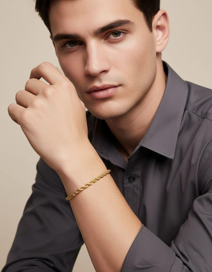 BRACELET EN ACIER DORE MAILLE CORDE