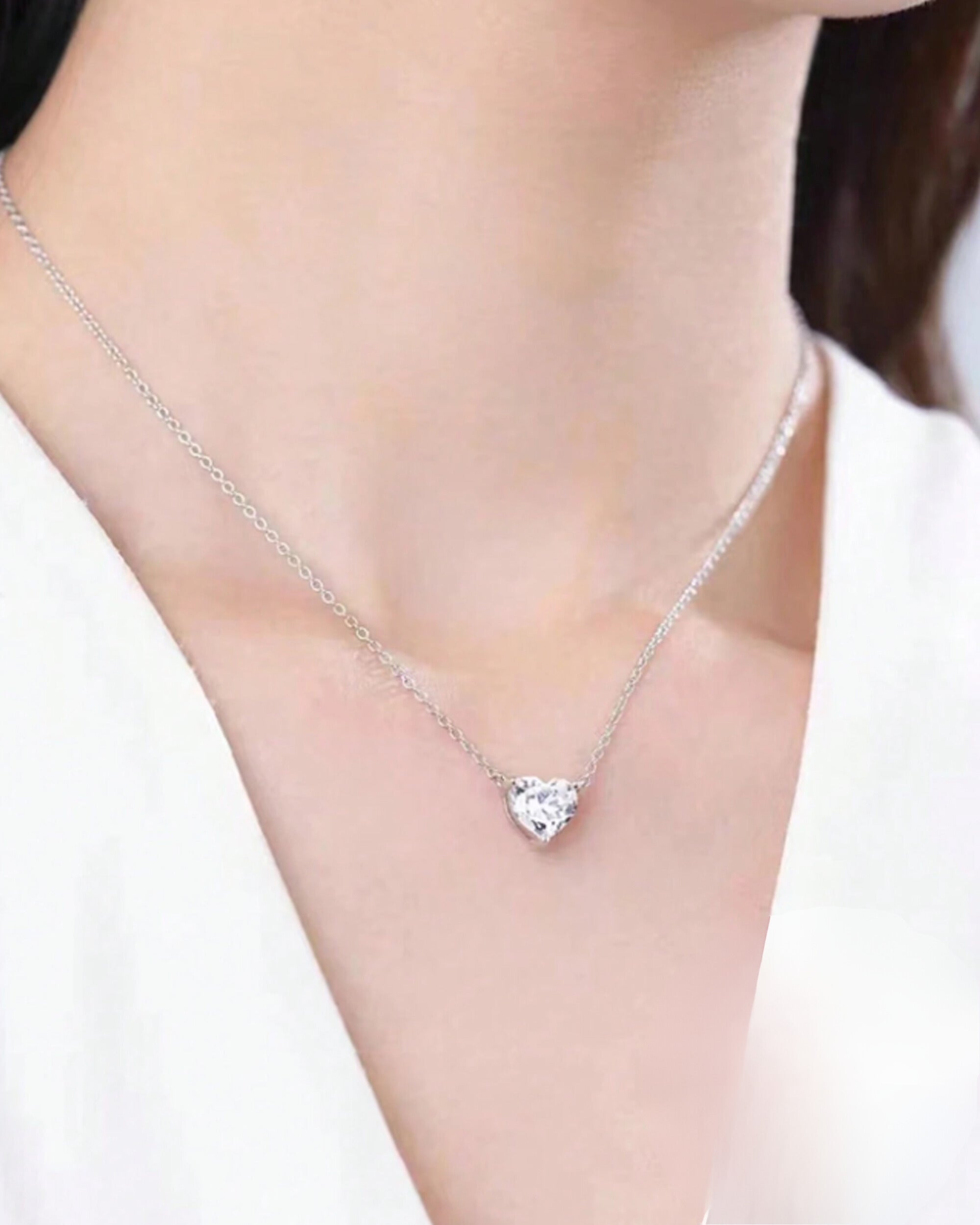 COLLIER EN ARGENT MOTIF COEUR