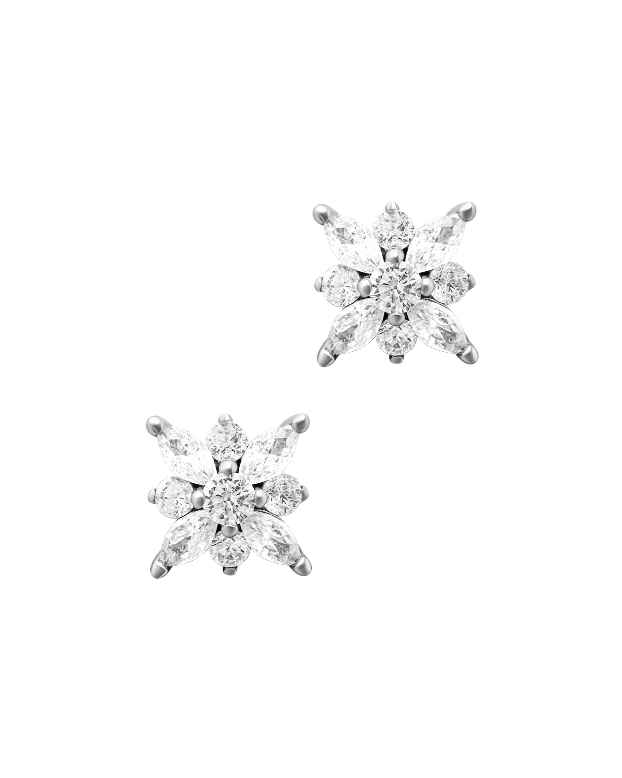 BOUCLES D'OREILLES EN ARGENT FLEUR AVEC ZIRCONIUM
