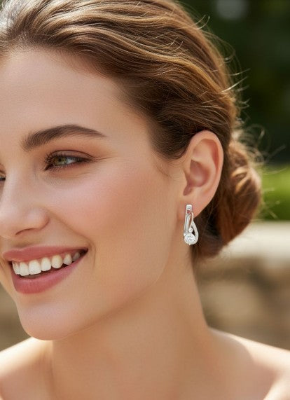 Zilveren oorbellen gezet met stenen