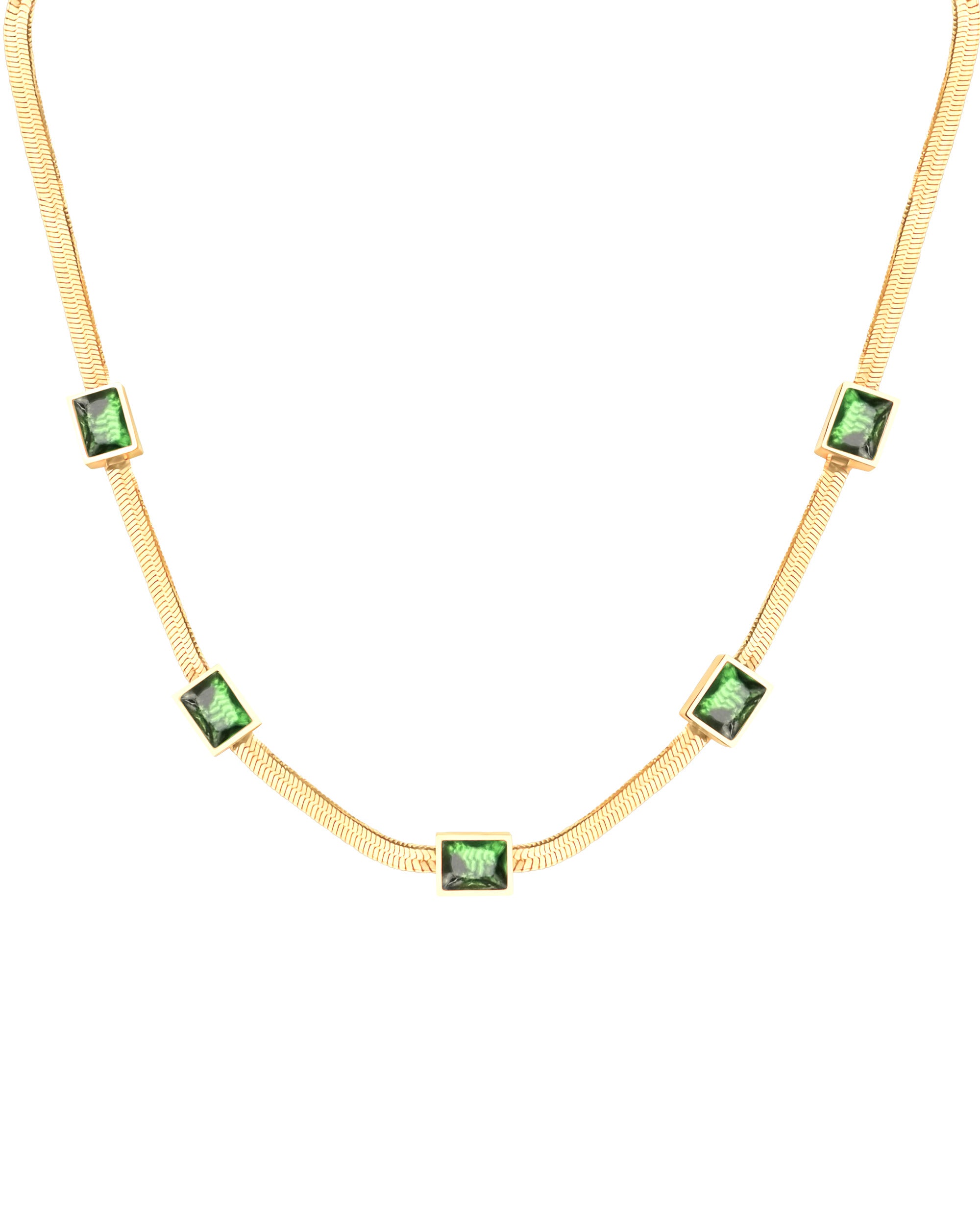 COLLIER EN ACIER DORE AVEC PIERRES VERT EMERAUDE