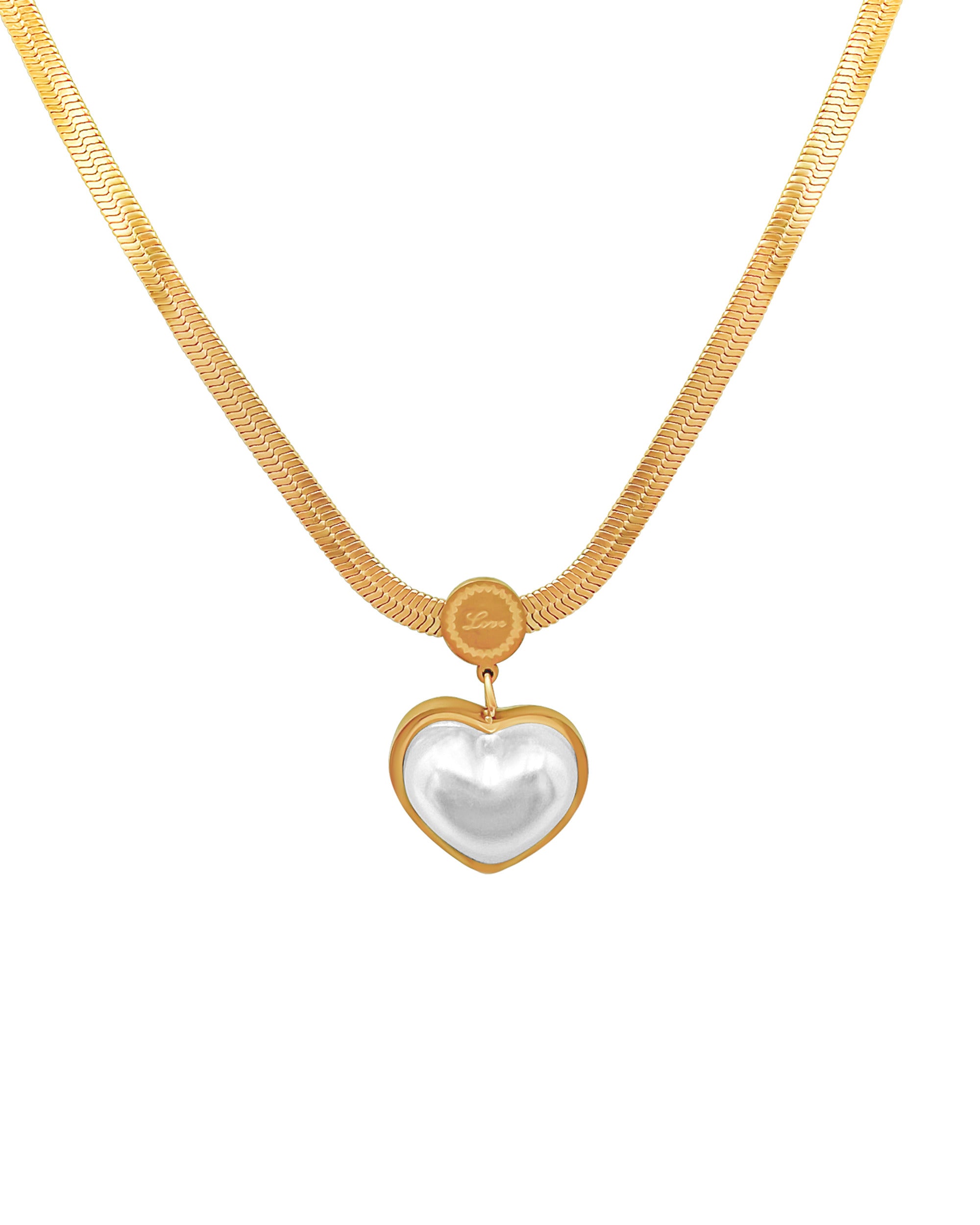 COLLIER EN ACIER DORE MAILLE PLATE AVEC MOTIF EN CŒUR BOMBE