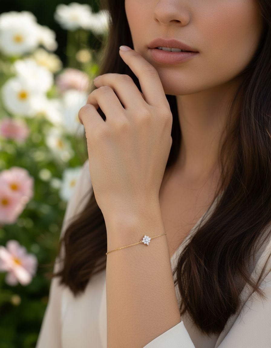 BRACELET EN ARGENT DORE FLEUR EN ZIRCONIUM