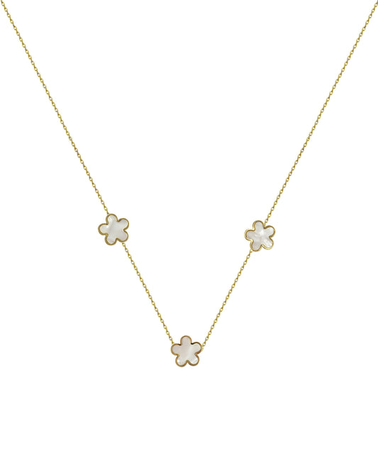 Collier en acier doré avec fleur nacre blanc