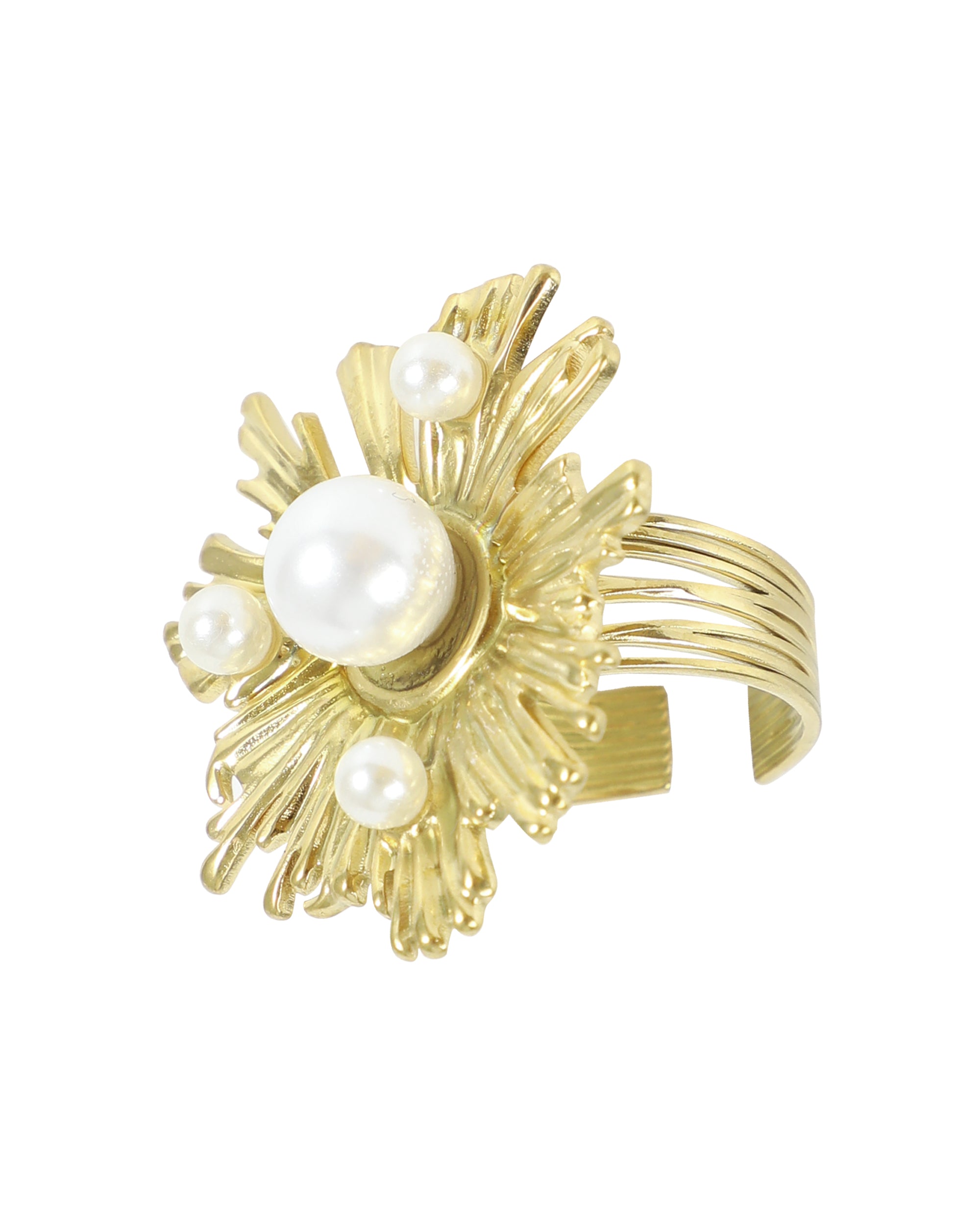 BAGUE EN ACIER DORE FLEUR AVEC PERLES