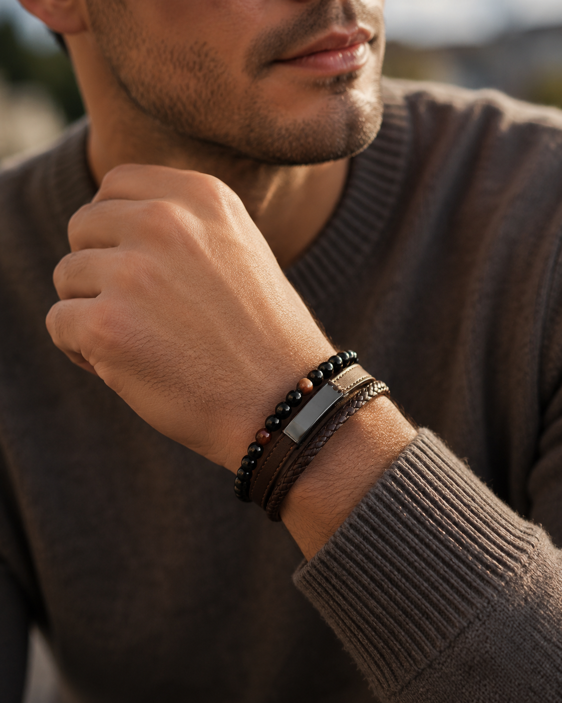 Brown leather bracelet with tiger's eye stones