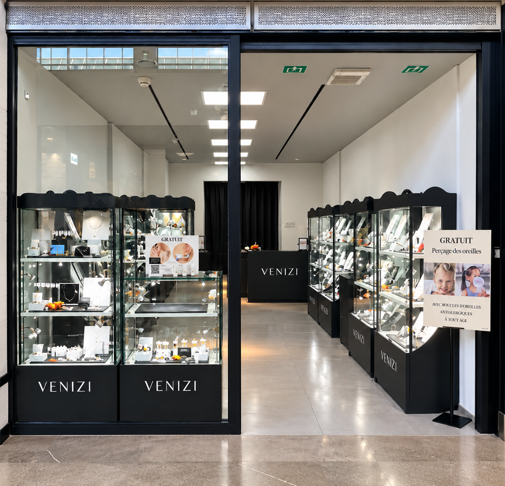 Intérieur de la bijouterie Venizi au Shopping Cora Rocourt à Liège