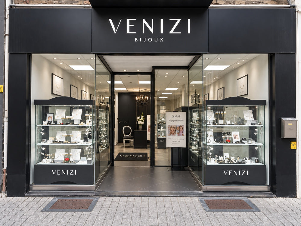 Façade extérieure de la bijouterie Venizi Luikerstraat à Sint-Truiden