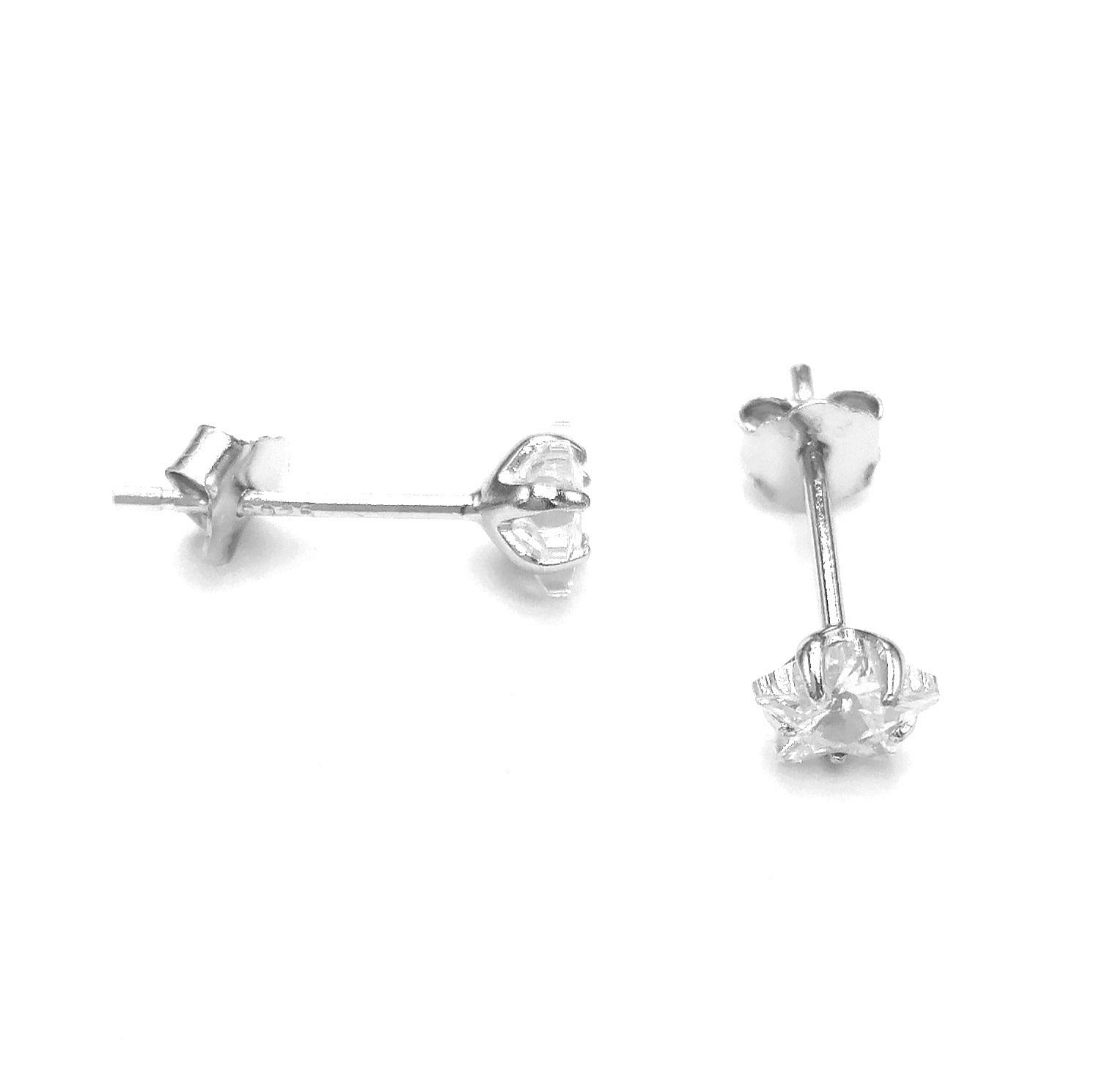 BOUCLES D'OREILLES EN ARGENT ETOILE