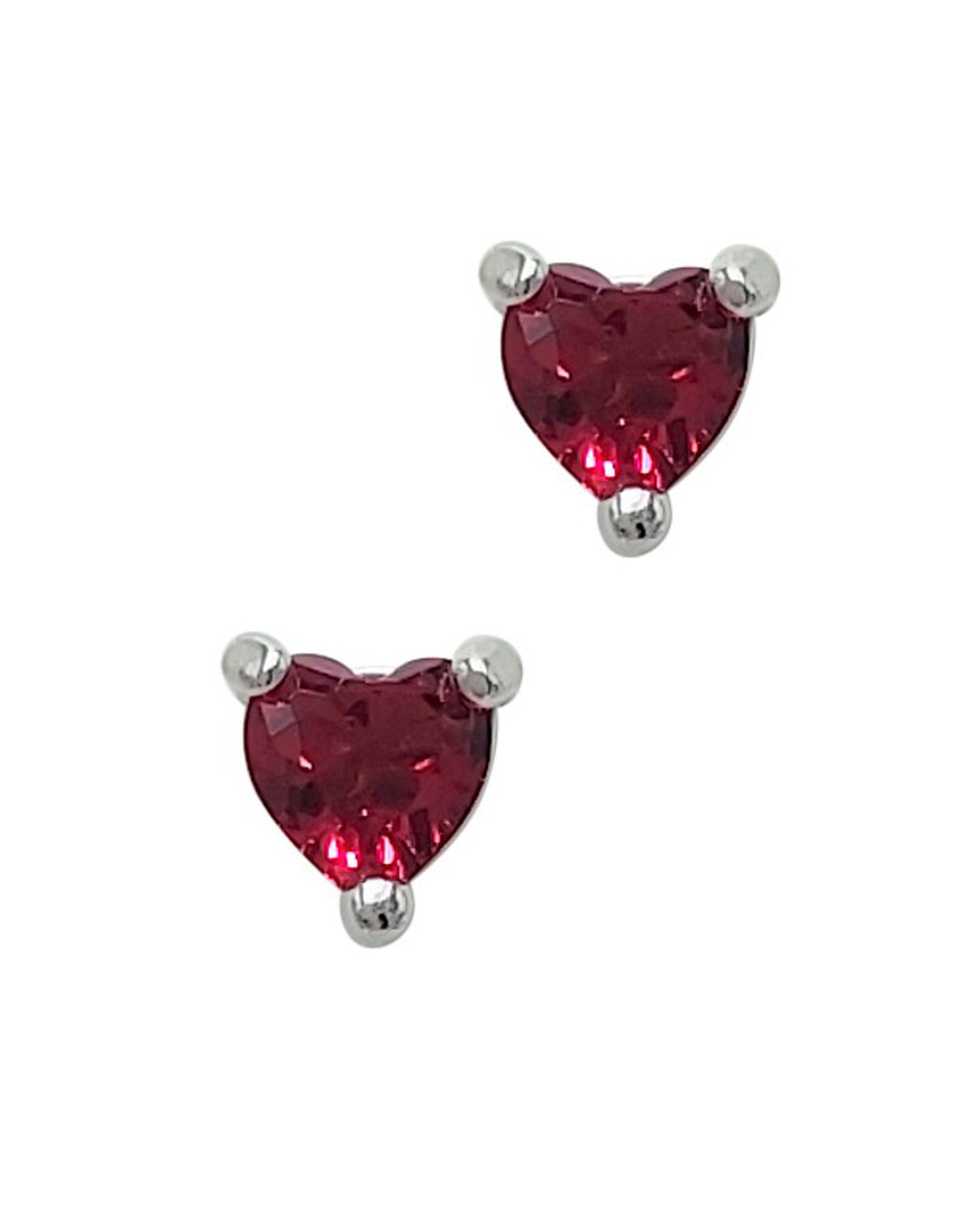 Boucles d'oreilles en argent coeur rouge rubis