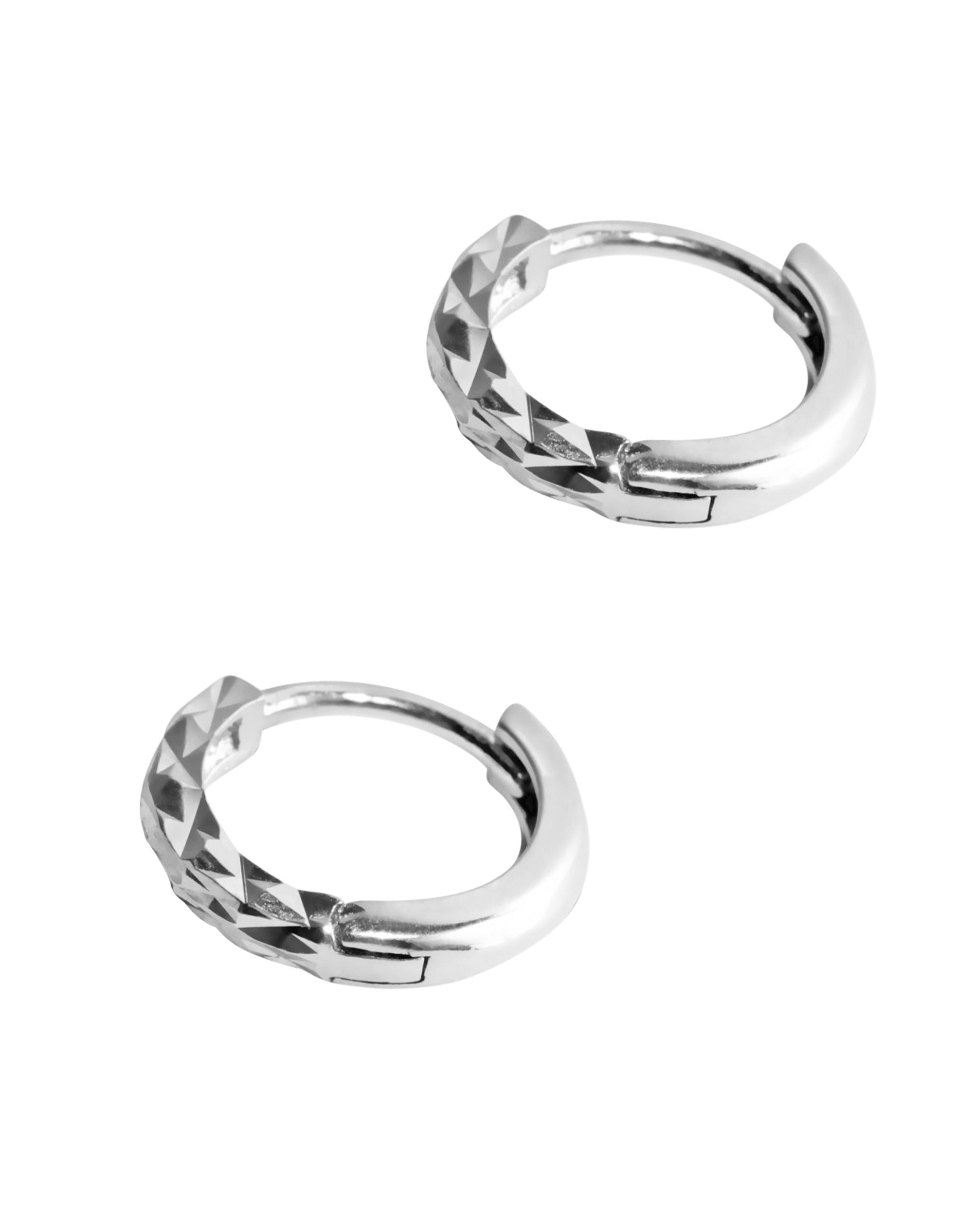 Créoles en argent massif motif martelé