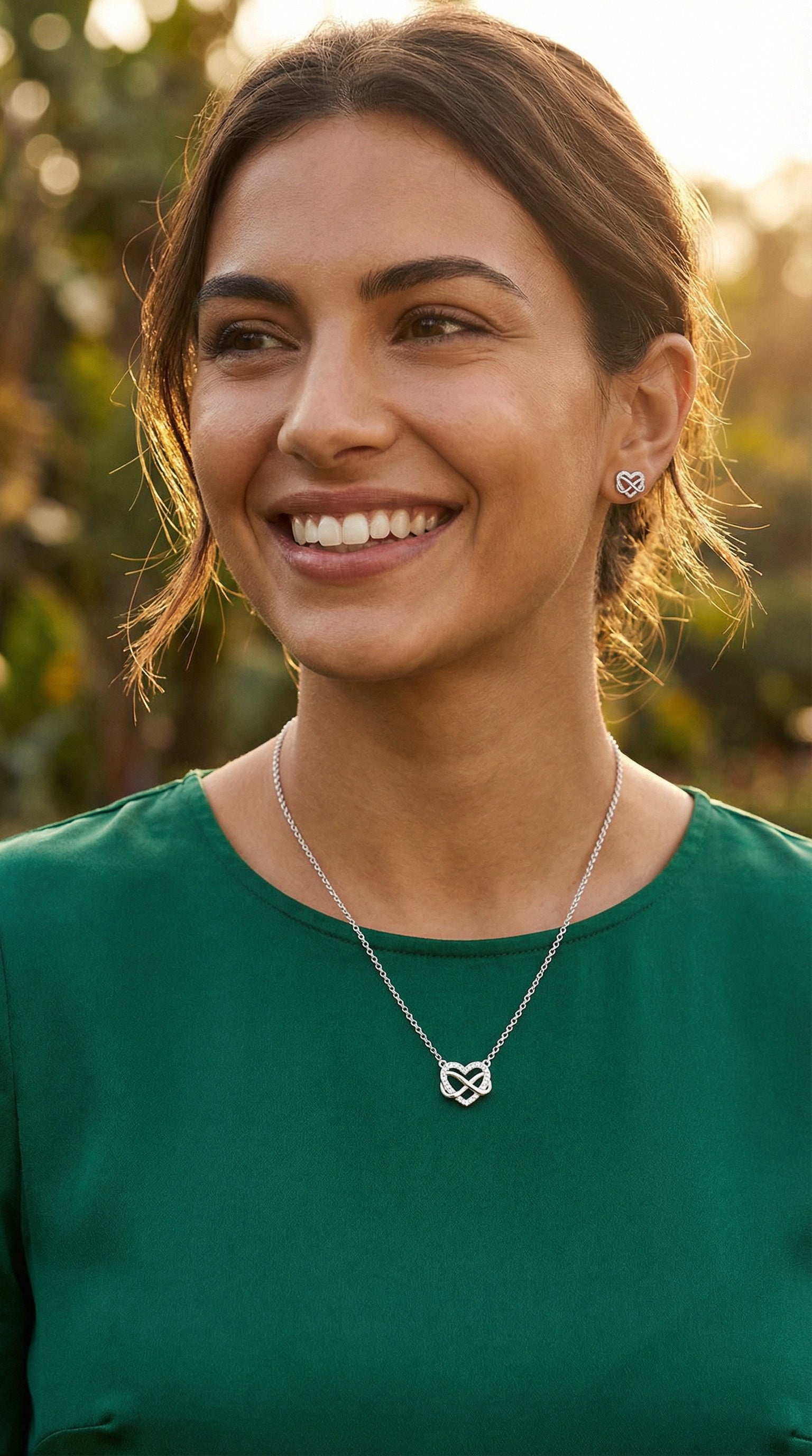 PARURE EN ARGENT COEUR AVEC ZIRCONIUM ET INFINI CROISE