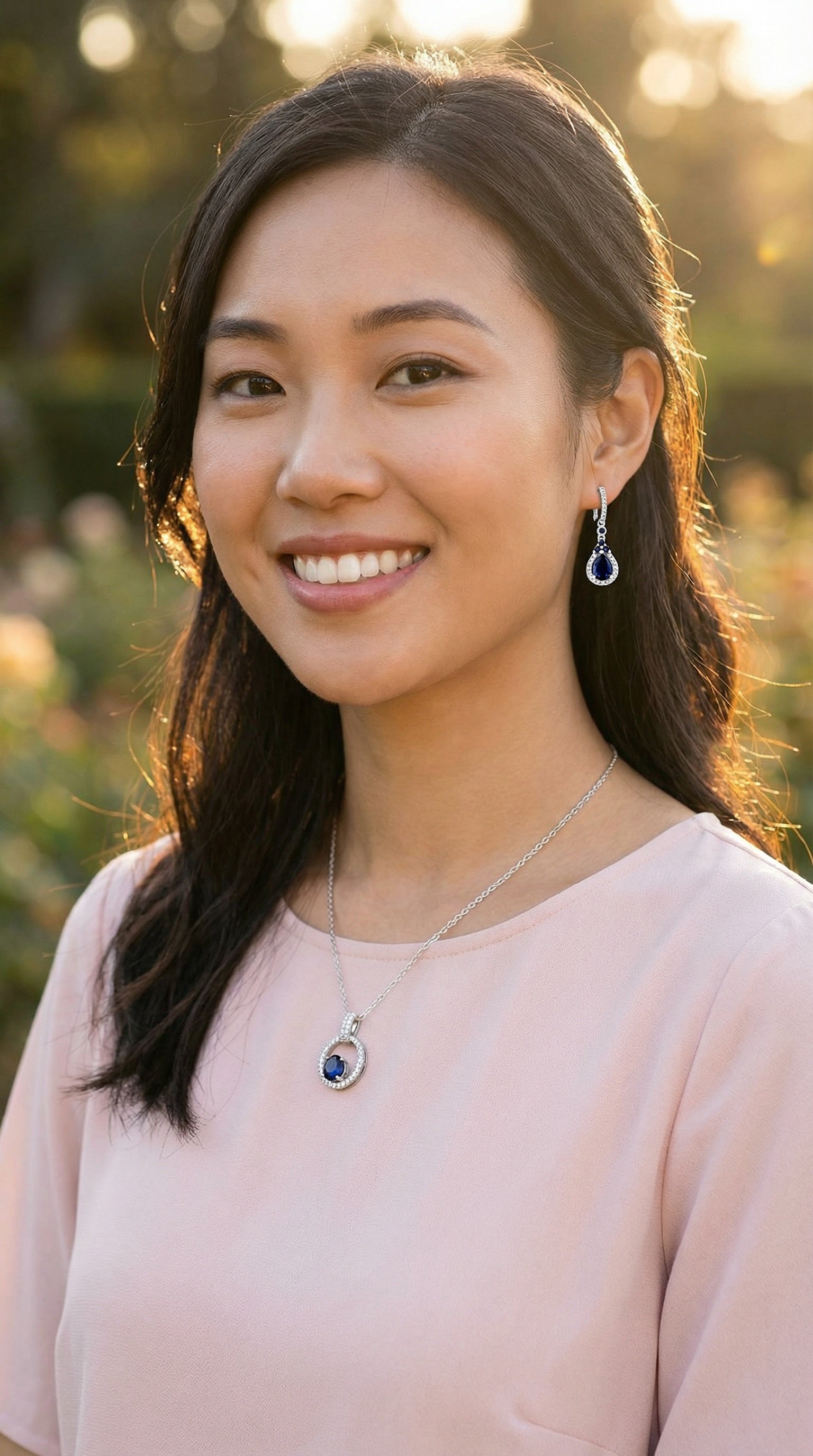 PARURE EN ARGENT AVEC ZIRCONIUM SAPHIR