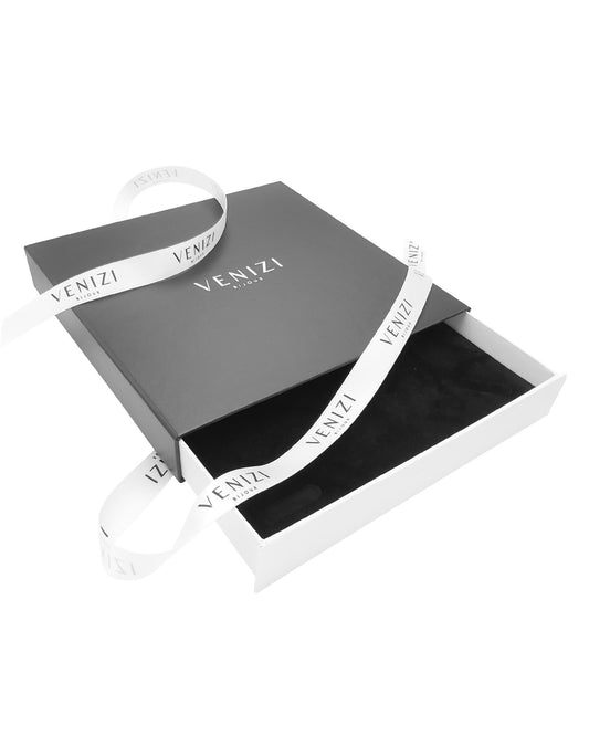 Luxury jewelry box for necklace and set