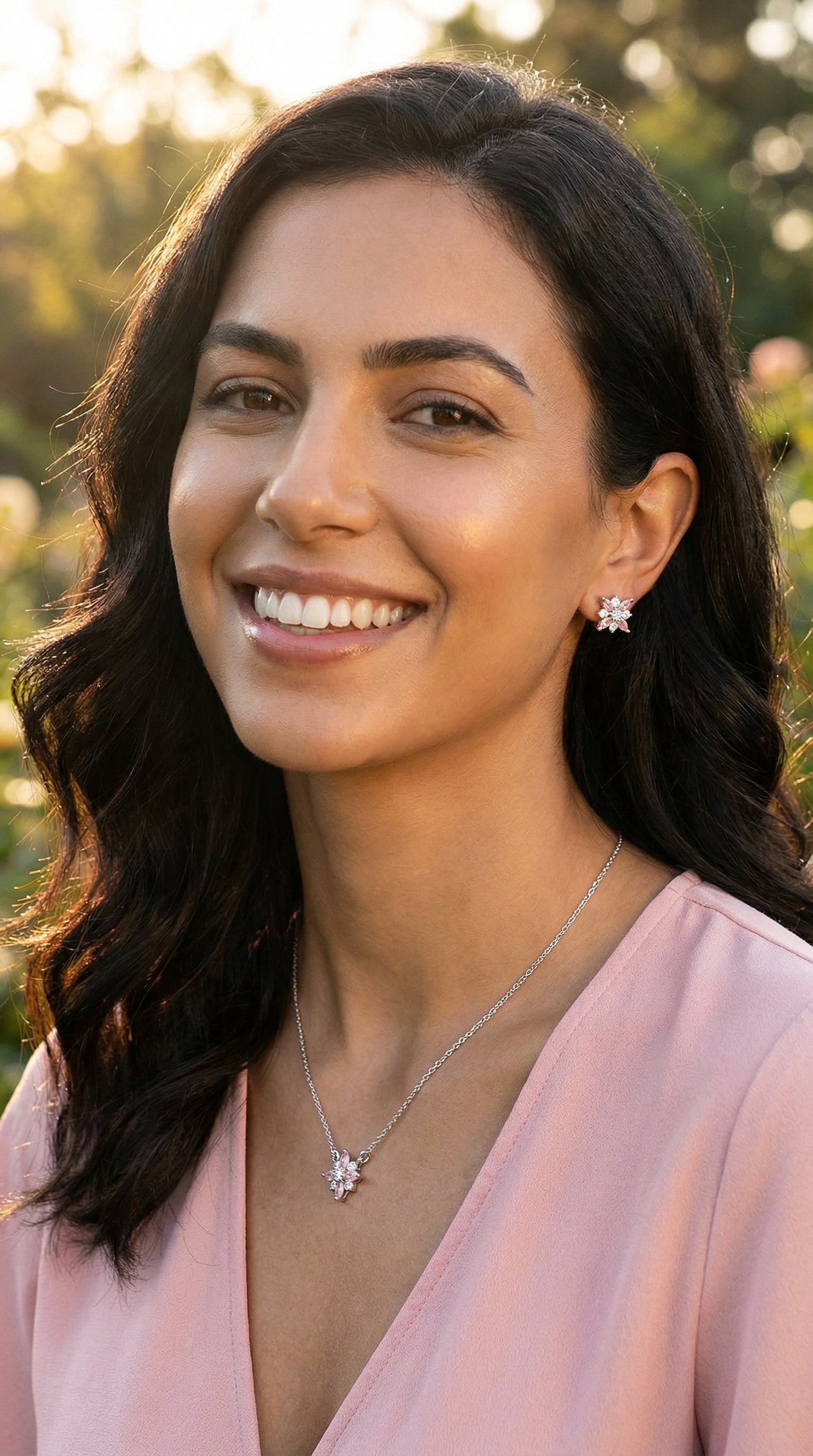 PARURE EN ARGENT MOTIF FLEUR AVEC ZIRCONIUM BLANCS ET ROSES